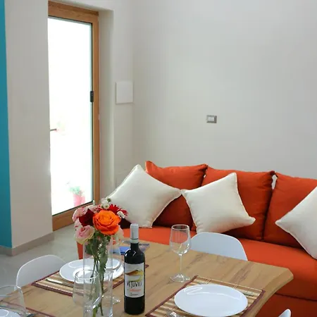 Domus Prete Apartment *
